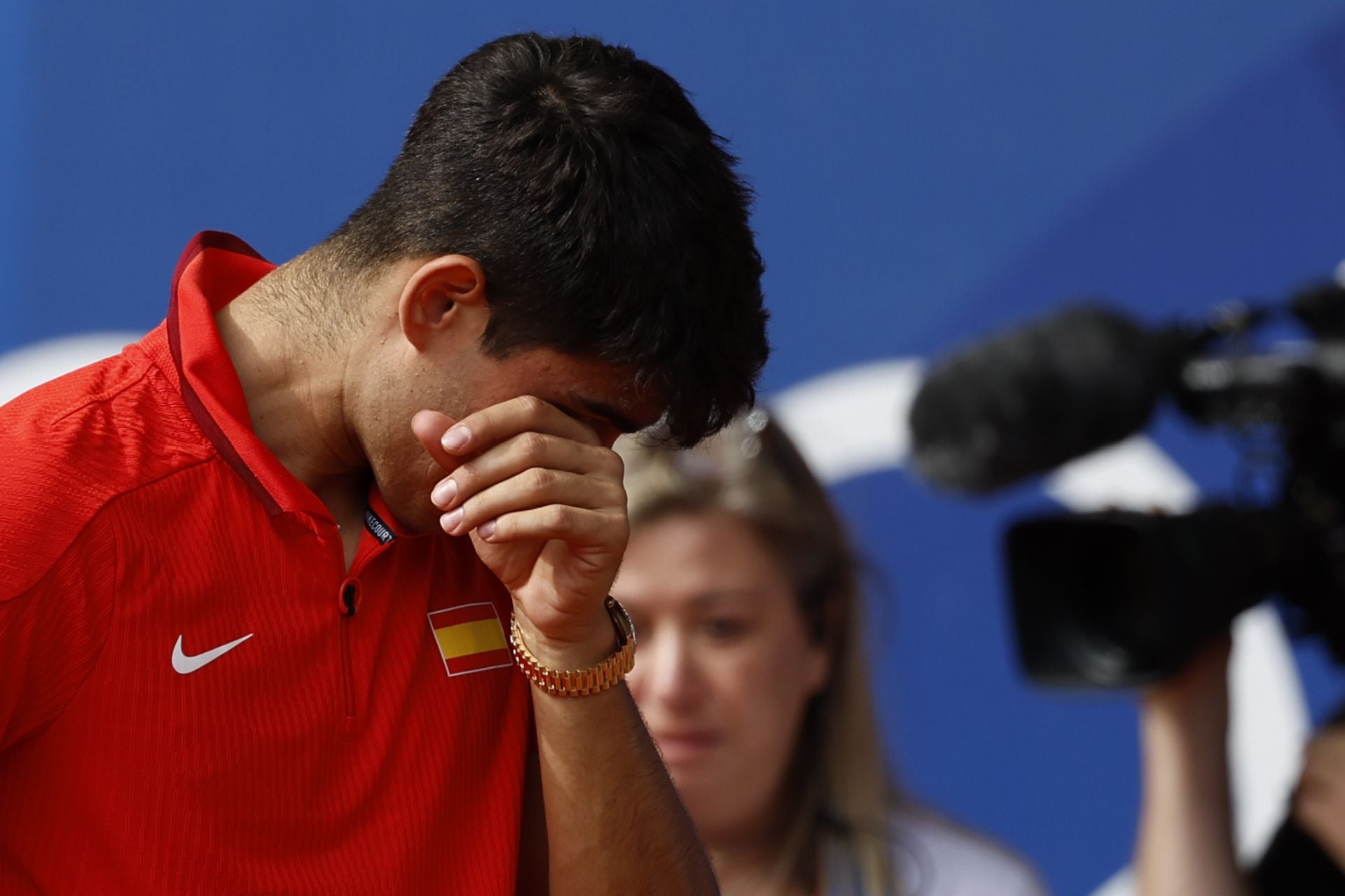 Alcaraz llora tras perder el oro olímpico