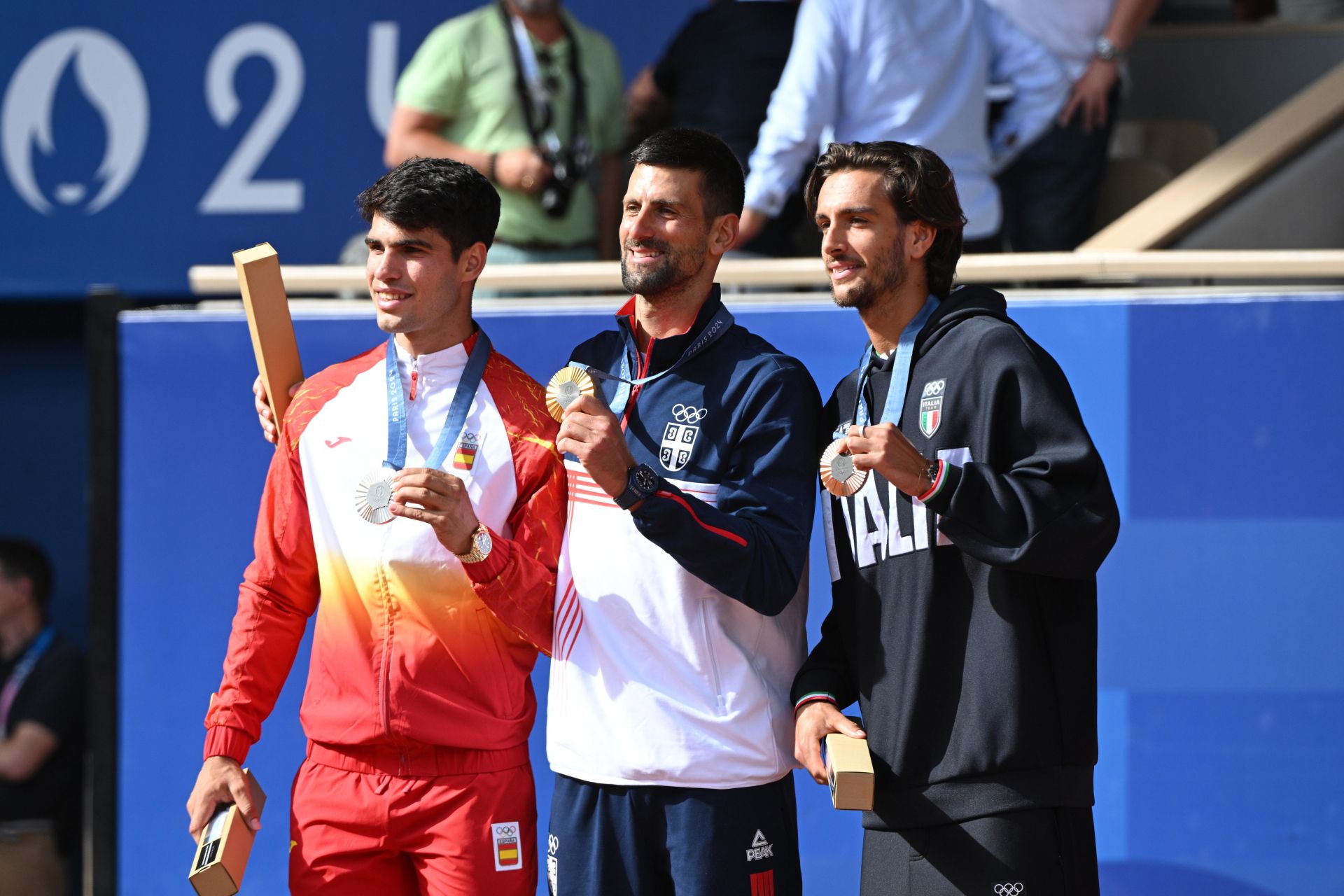 Alcaraz llora tras perder el oro olímpico