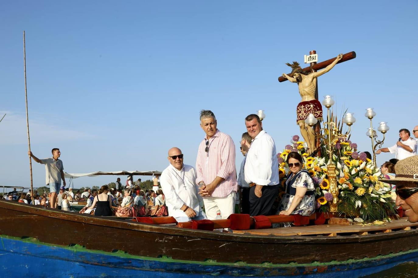 La romería del Cristo de la Salud de El Palmar vence al termómetro