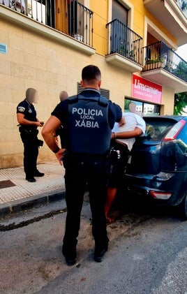 Momento de la detención del ladrón.