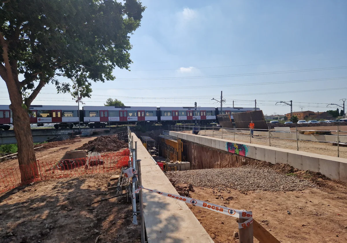 Una nueva pasarela ciclopeatonal y dos pasos inferiores unirán Alboraya, Almàssera y Tavernes Blanques 