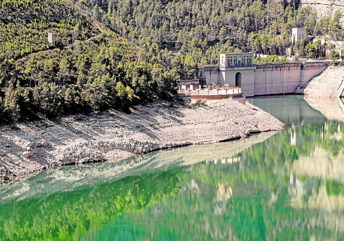 Los recortes al riego pueden dejar campos valencianos sin agua durante 42 días 