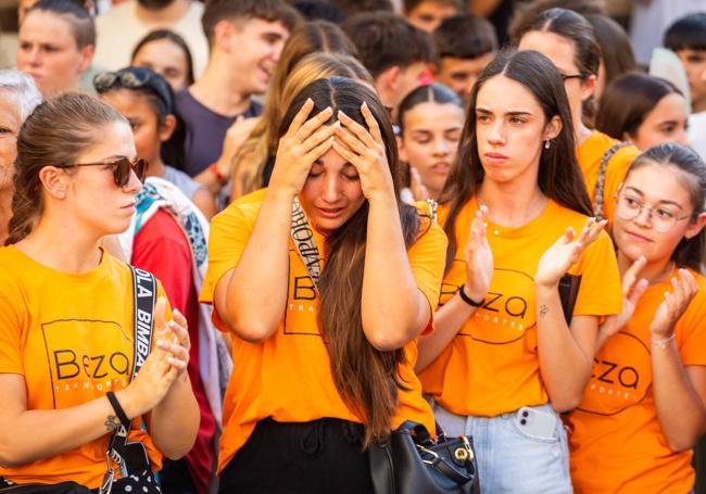 Concentración en Chiva por la suspensión de la fiesta del Torico de la Cuerda.