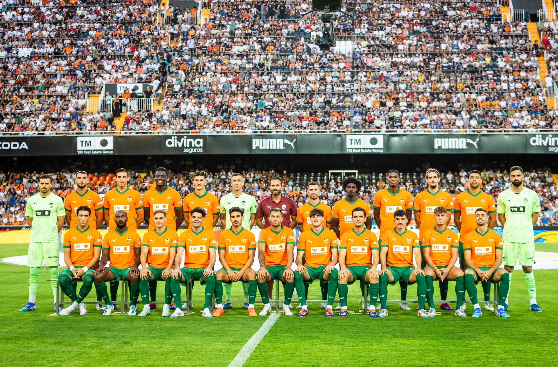 Así ha sido la presentación del Valencia 2024-25 y el Trofeo Naranja