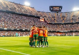 Mestalla, durante el Trofeo Naranja.