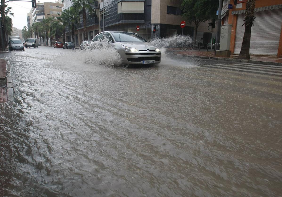 Protección Civil emite un aviso especial por la formación de una DANA 