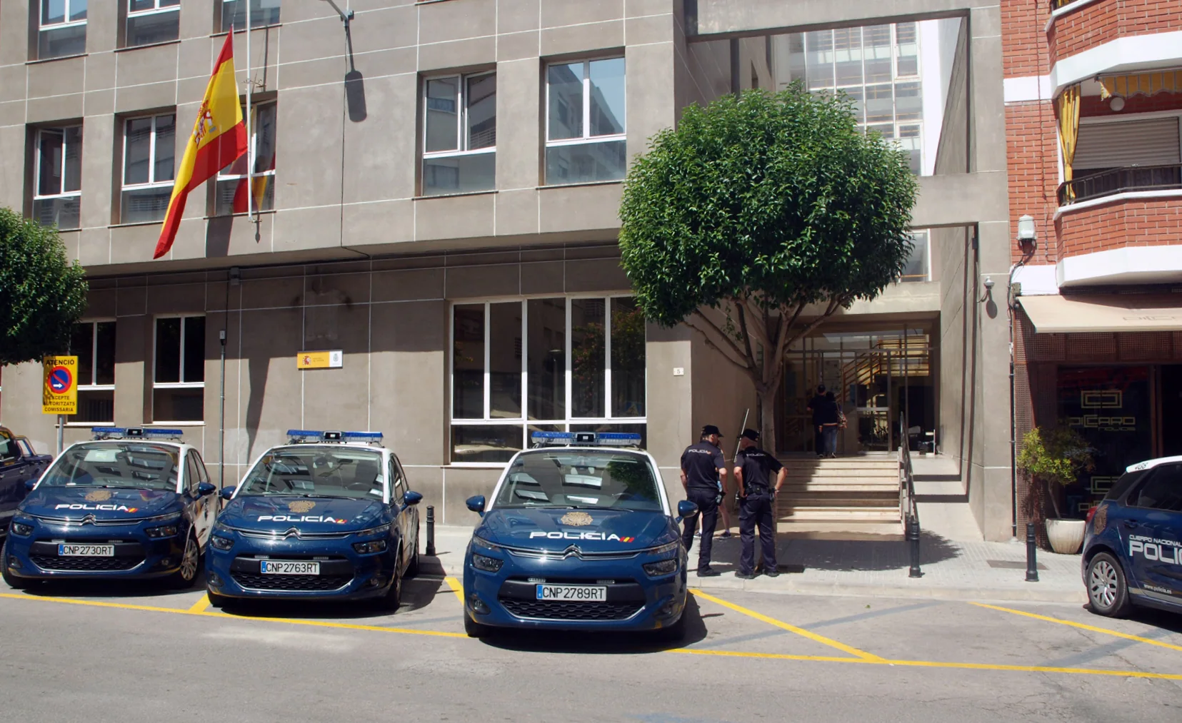 Detenido por atracar una farmacia y una pizzería en Gandia y Alicante con un arma blanca 