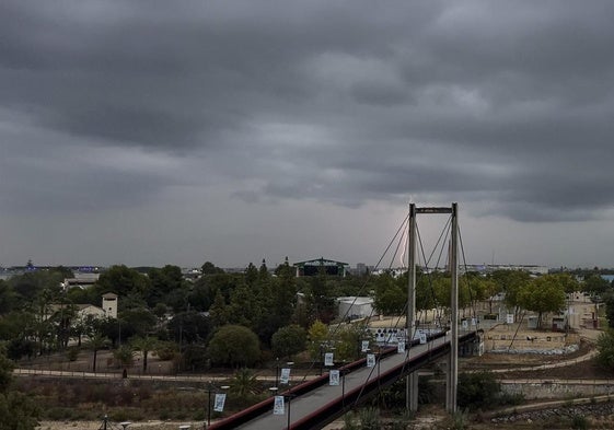 Aviso naranja por tormentas con granizo y viento en Alicante y el sur de Valencia