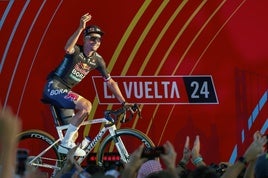 Primoz Roglic durante la presentación de la Vuelta.