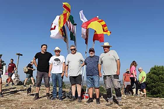 Representantes de las tres provincias.