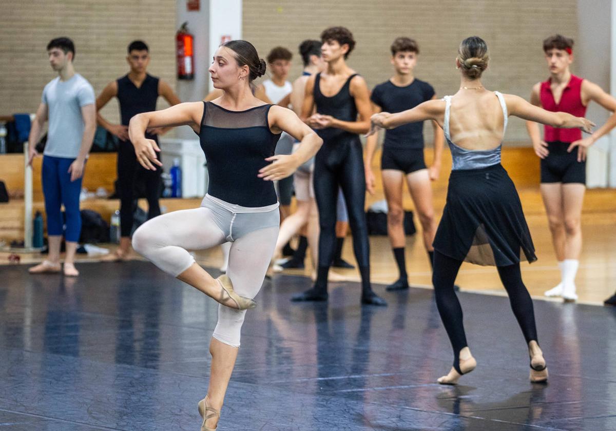 Un día en clase con la futura élite de la danza