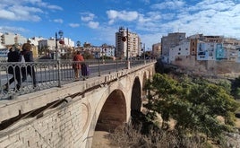 Puente sobre el río Amadorio