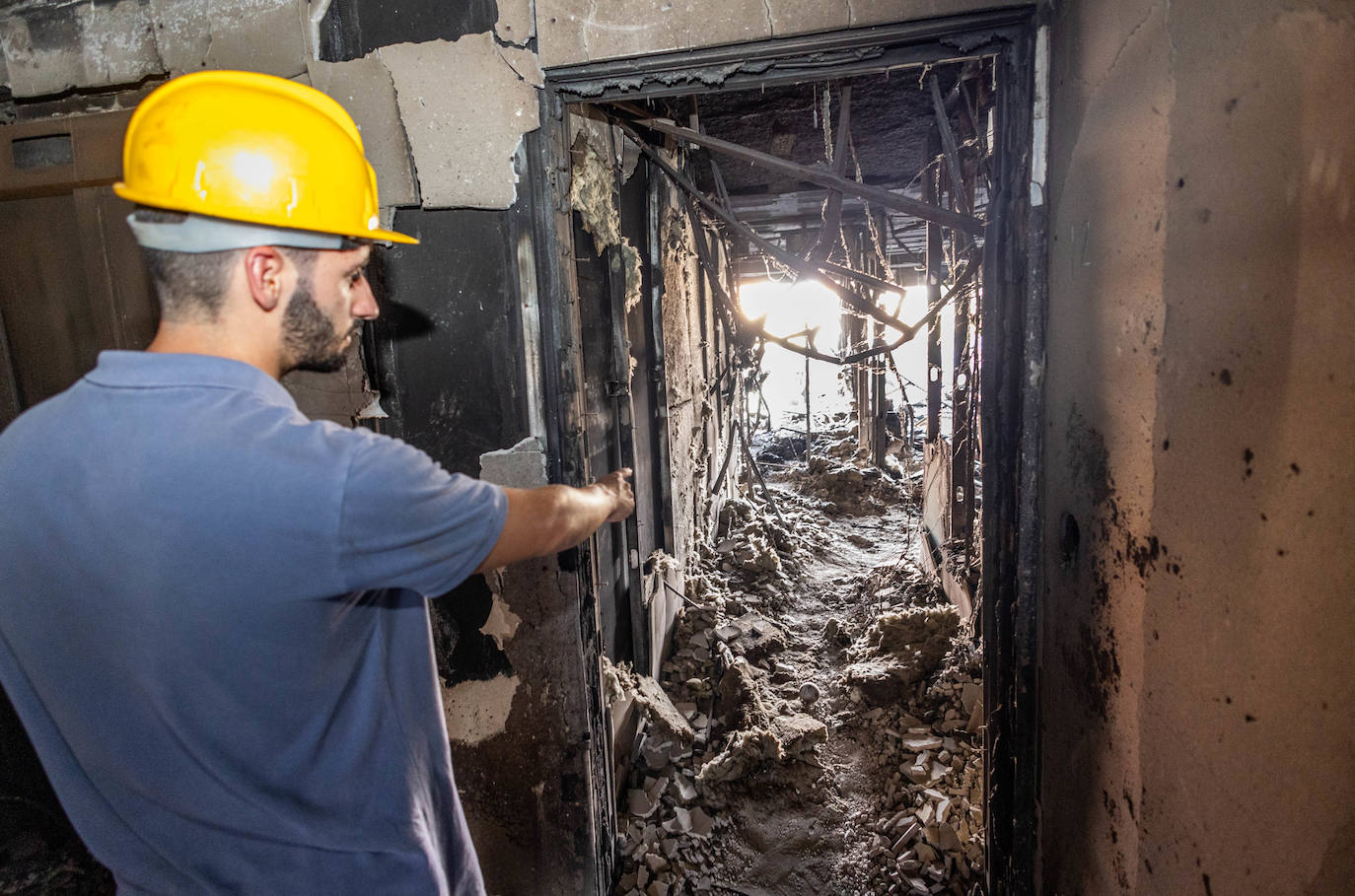 Fotos: así quedaron por dentro el edificio y los pisos del incendio de Campanar