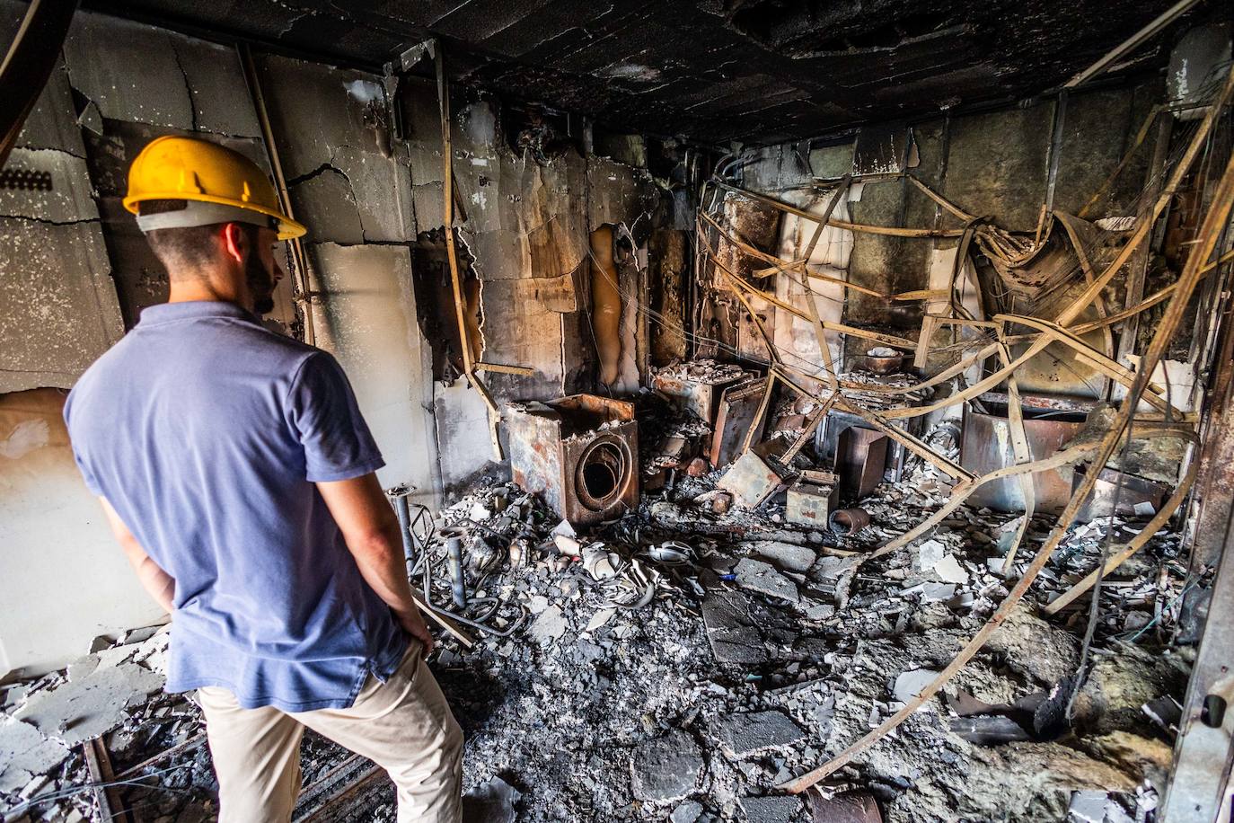 Fotos: así quedaron por dentro el edificio y los pisos del incendio de Campanar