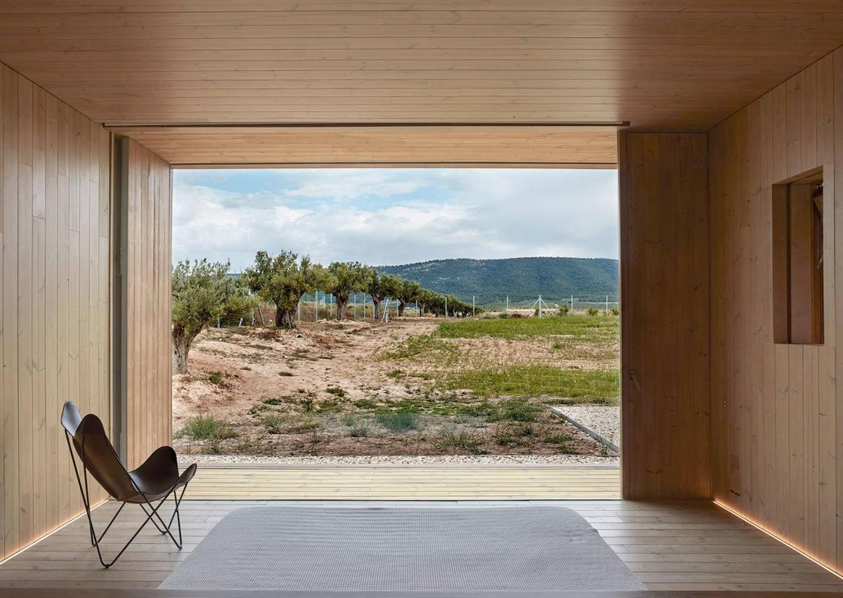 Imagen secundaria 1 - El refugio de Ramón Esteve en Fontanars: «Este lugar es un santuario personal»