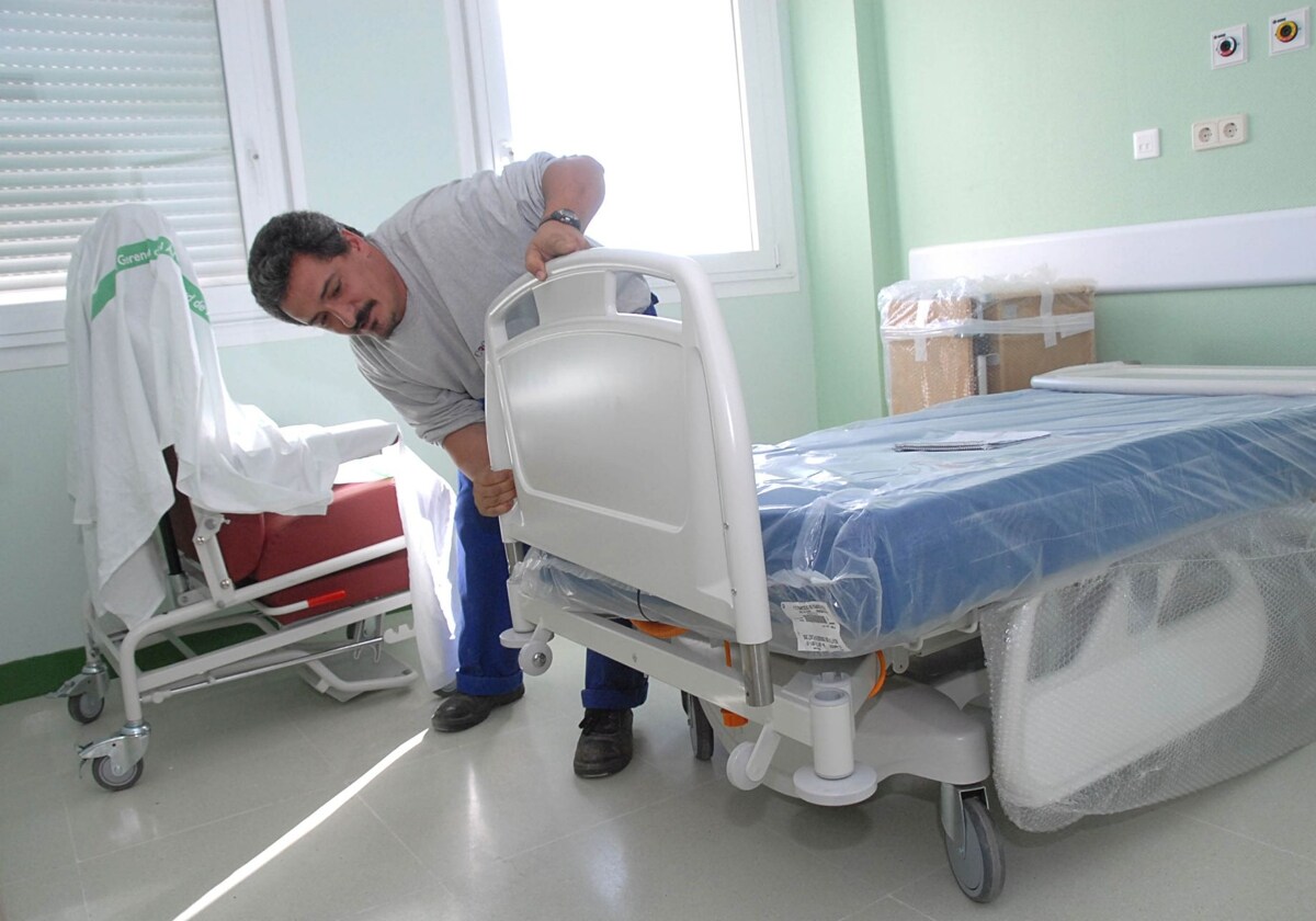 Los hospitales de la Comunitat tendrán en septiembre casi 200 camas menos que hace un año 