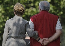 Una pareja de pensionistas, en una imagen de archivo.