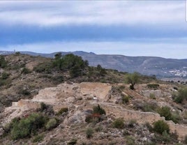 Ruinas del castillo de Montserrat.