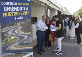 Una feria del empleo en la UPV en imagen de archivo.