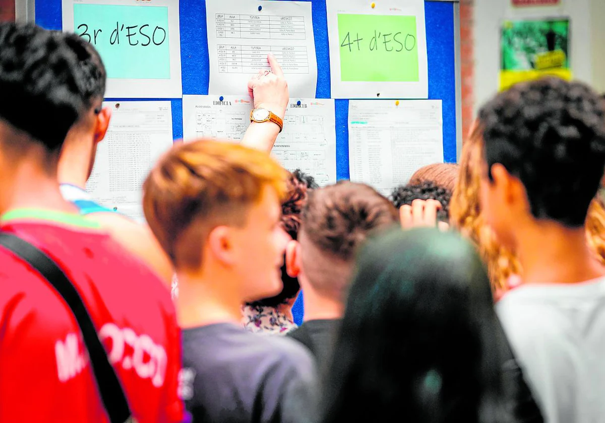 El castellano vuelve a 200 colegios en Infantil tras cinco años de clases en valenciano e inglés 