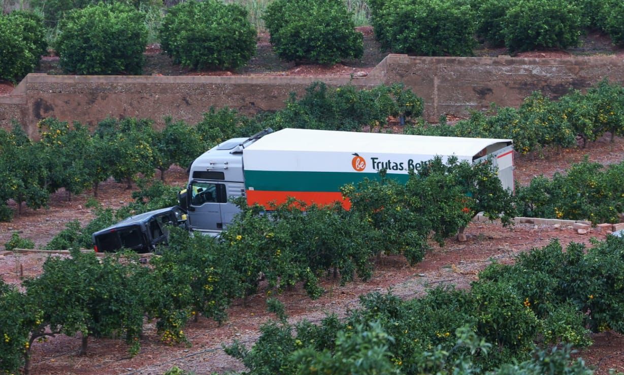 Mueren tres personas arrolladas por un camión en Benifairó de les Valls