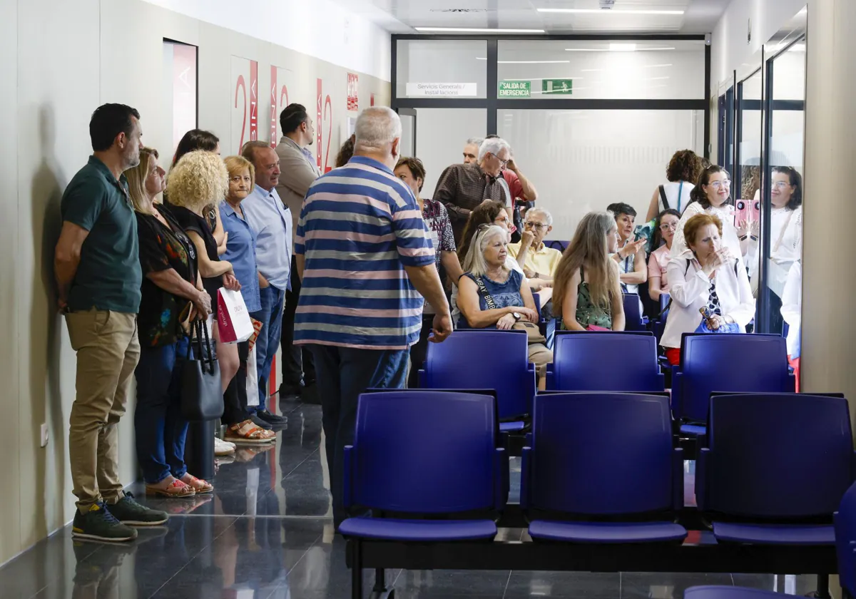 La petición masiva de citas médicas tras el verano bloquea la web de Sanidad 