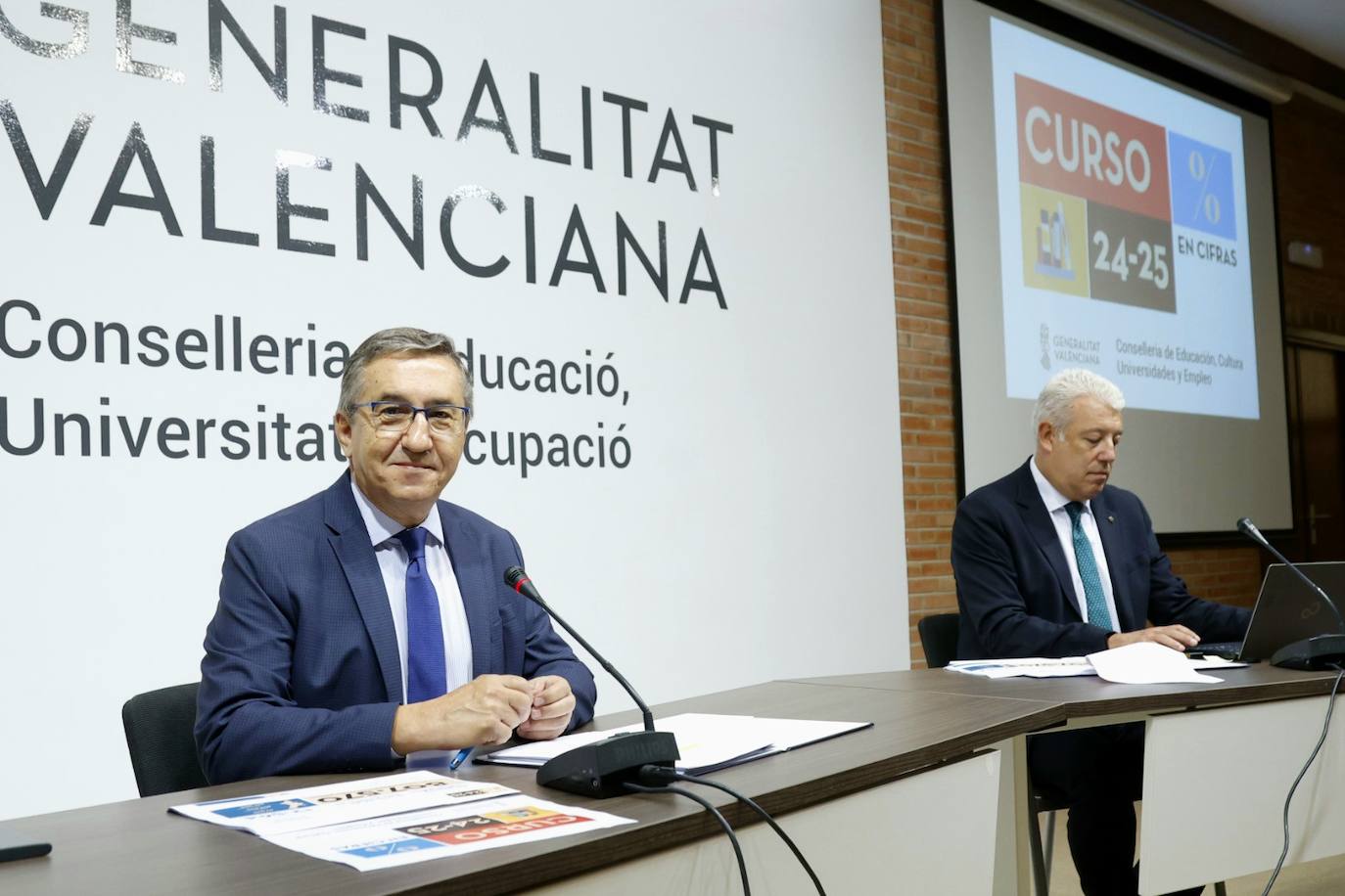 FOTOS | José Antonio Rovira presenta los principales datos del curso escolar 2024/2025