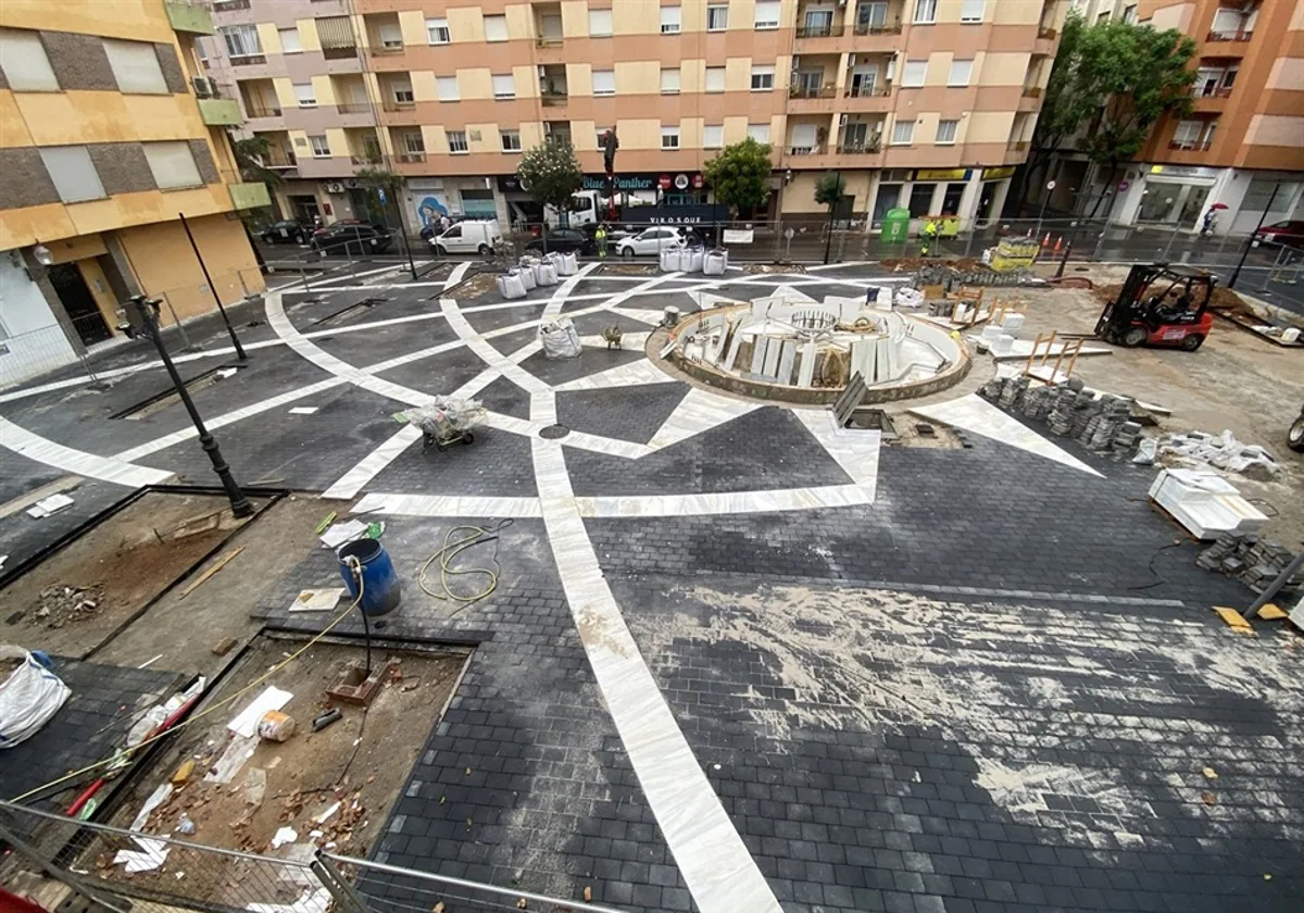 El nuevo pavimento de Plaza España en Picanya rinde homenaje a Miguel Ángel con un diseño inspirado en Roma 