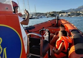 Menores rescatados este viernes por Efectivos de Salvamento Marítimo de Cruz Roja.