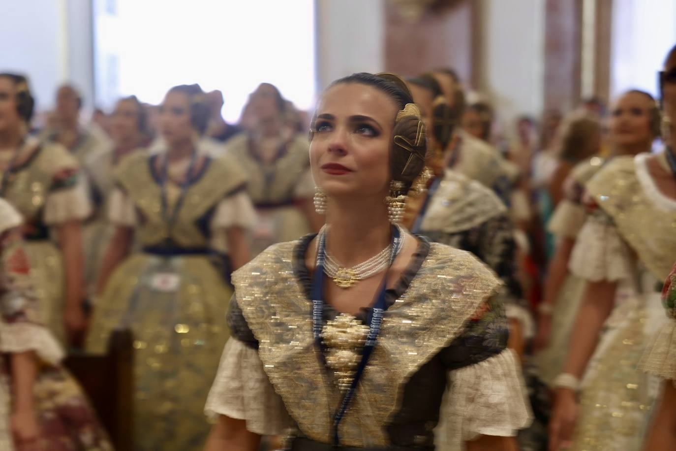 Las candidatas a fallera mayor de Valencia 2025 visitan la Basílica de la Virgen