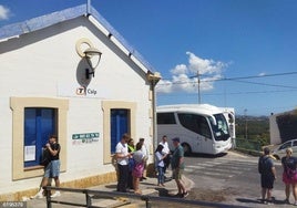 TRAM d'Alacant ofrece desde el lunes autobuses entre Altea y Calp por las obras en viaductos de Algar y Mascarat.