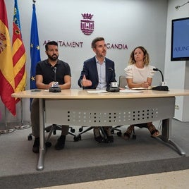 Miembros del PP de Gandia.