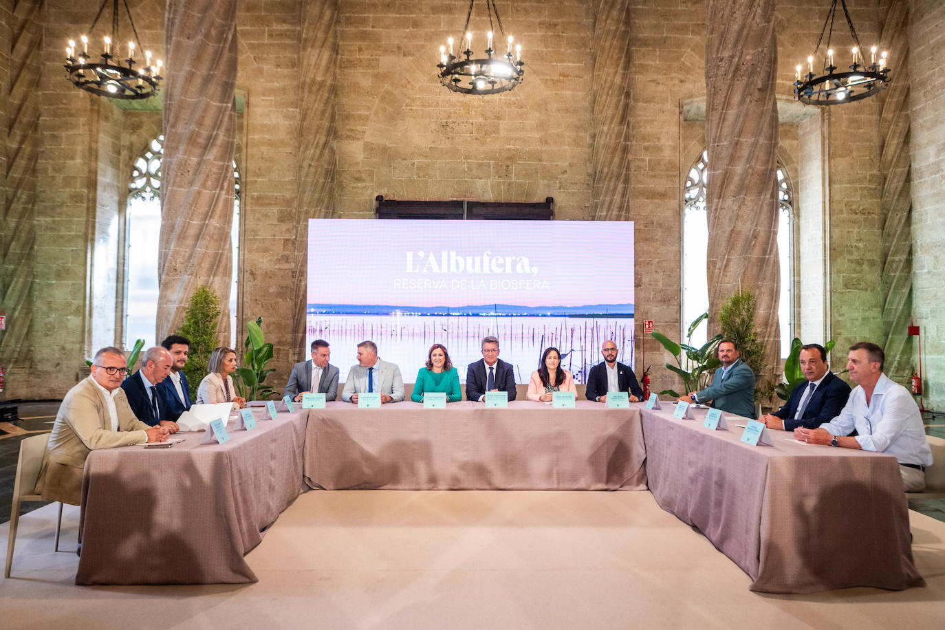 Fotos de la reunión de alcaldes para pedir que la Albufera sea Reserva de la Biosfera