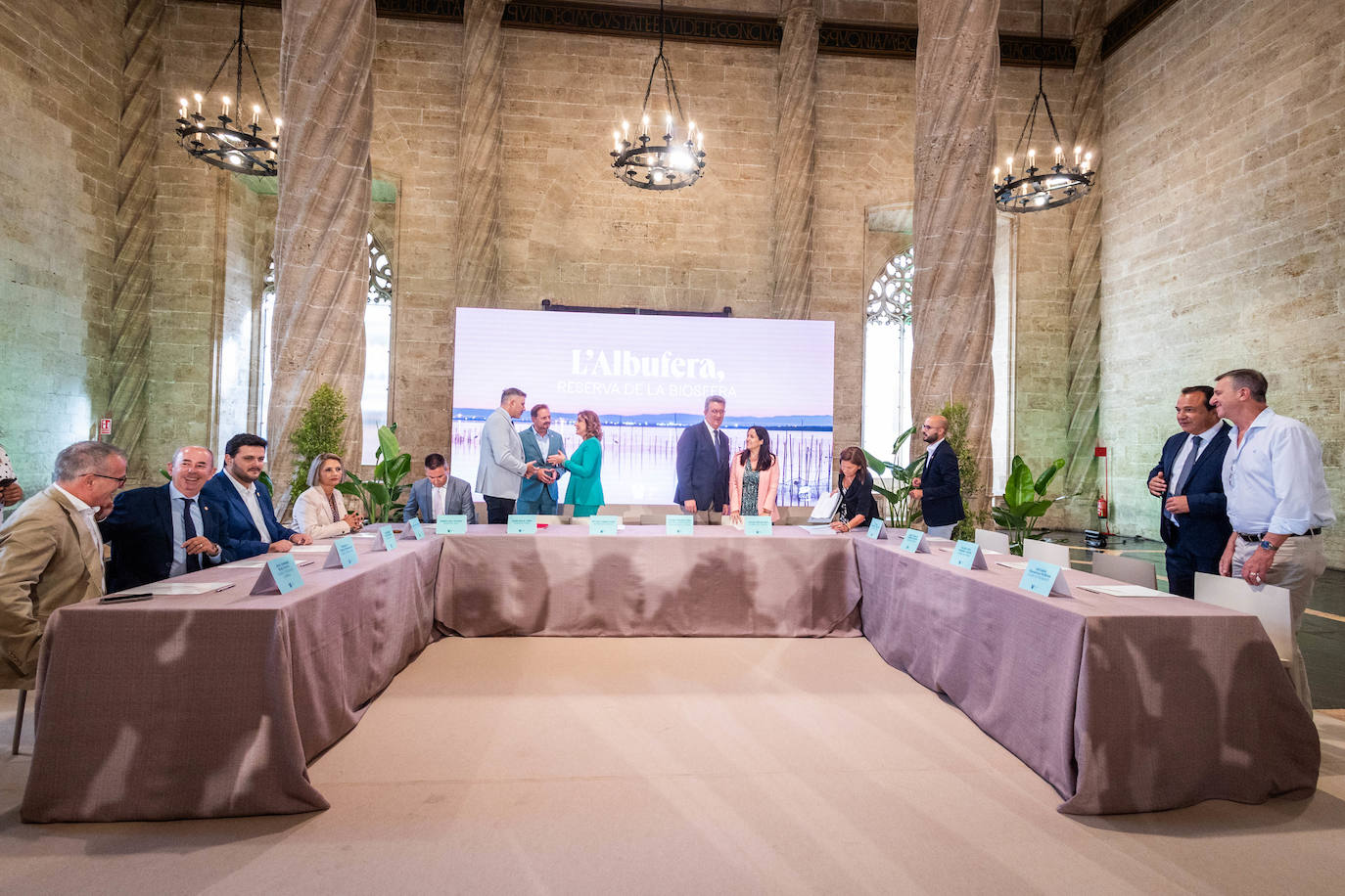 Fotos de la reunión de alcaldes para pedir que la Albufera sea Reserva de la Biosfera