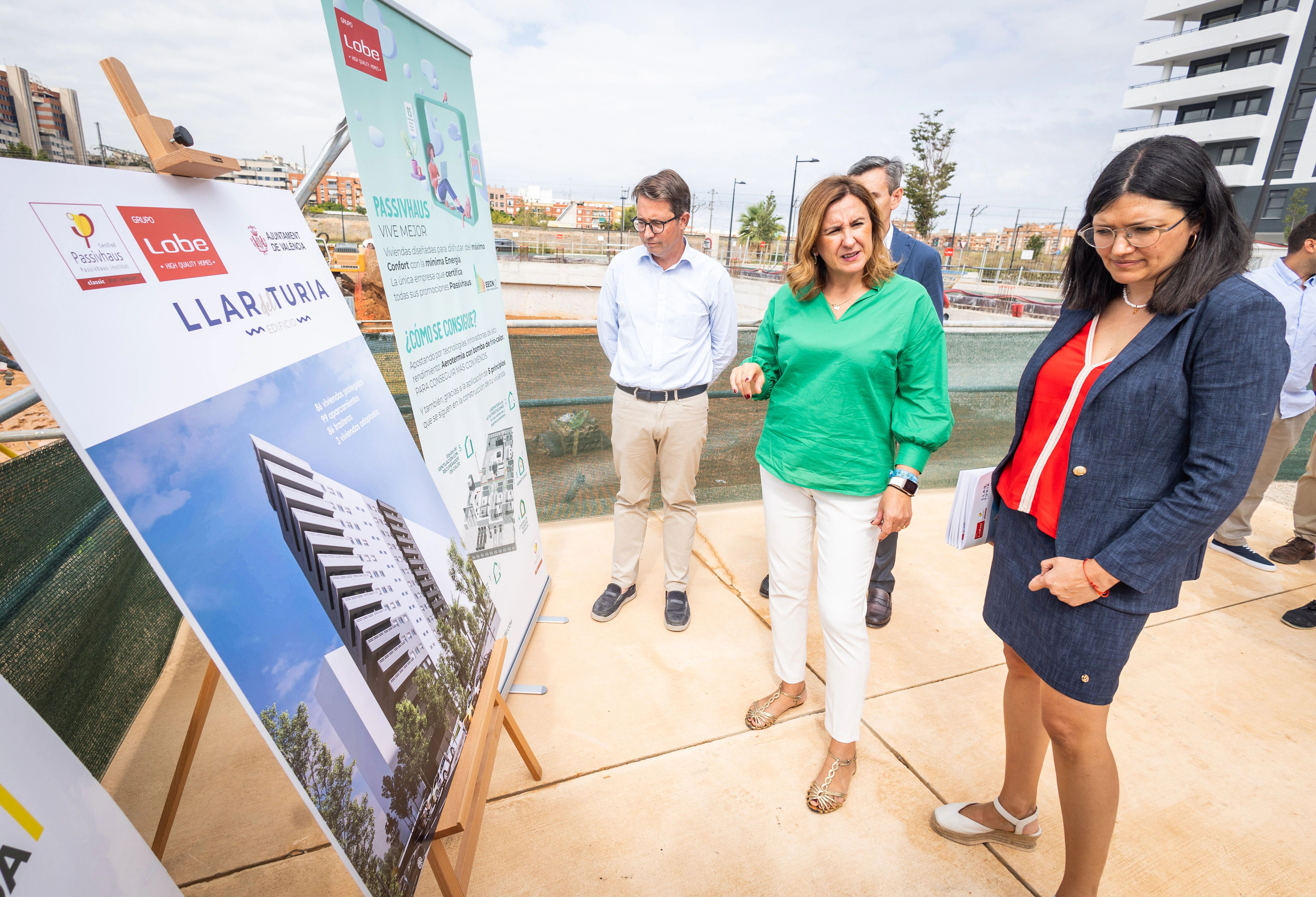 El PP amenaza con llevar a los tribunales al PSPV por acusar al Ayuntamiento de «entregar a comisionistas» la construcción de vivienda social 