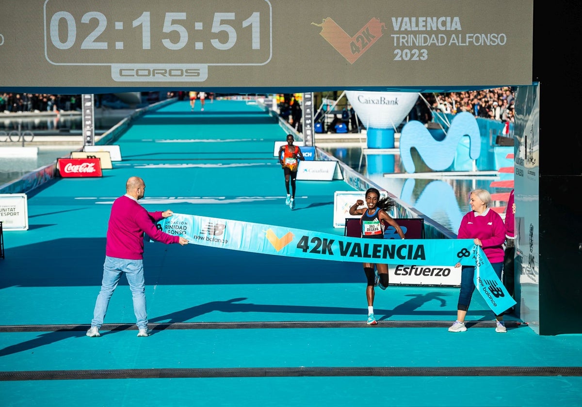 Worknesh Degefa, ganadora de la última edición del Maratón de Valencia.