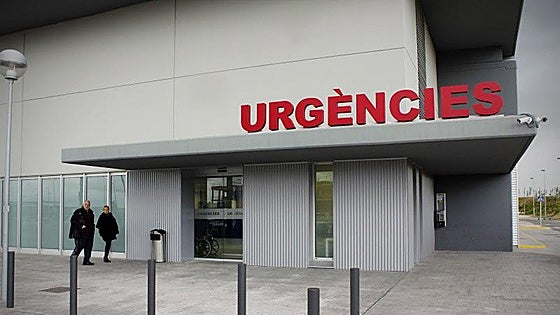 Un joven acuchilla a otro en Beniarjó tras discutir por un presunto episodio de maltrato a una mujer