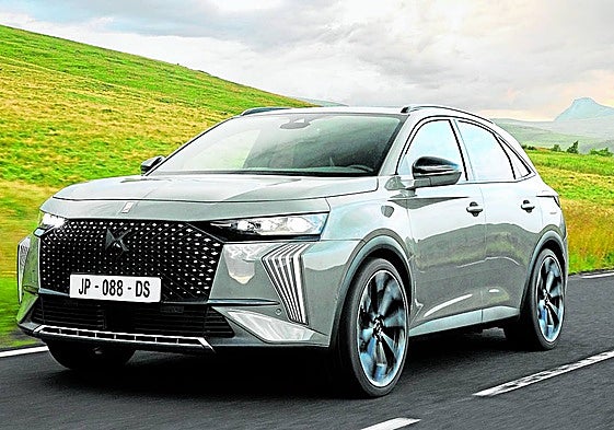 El DS 7 centra la mayoría de sus ventas en su completa oferta híbrida enchufable.