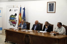 Josep Ramoneda, Vicent Grimalt, Benito Mestre y Joanmi Rafet, en la presentación.