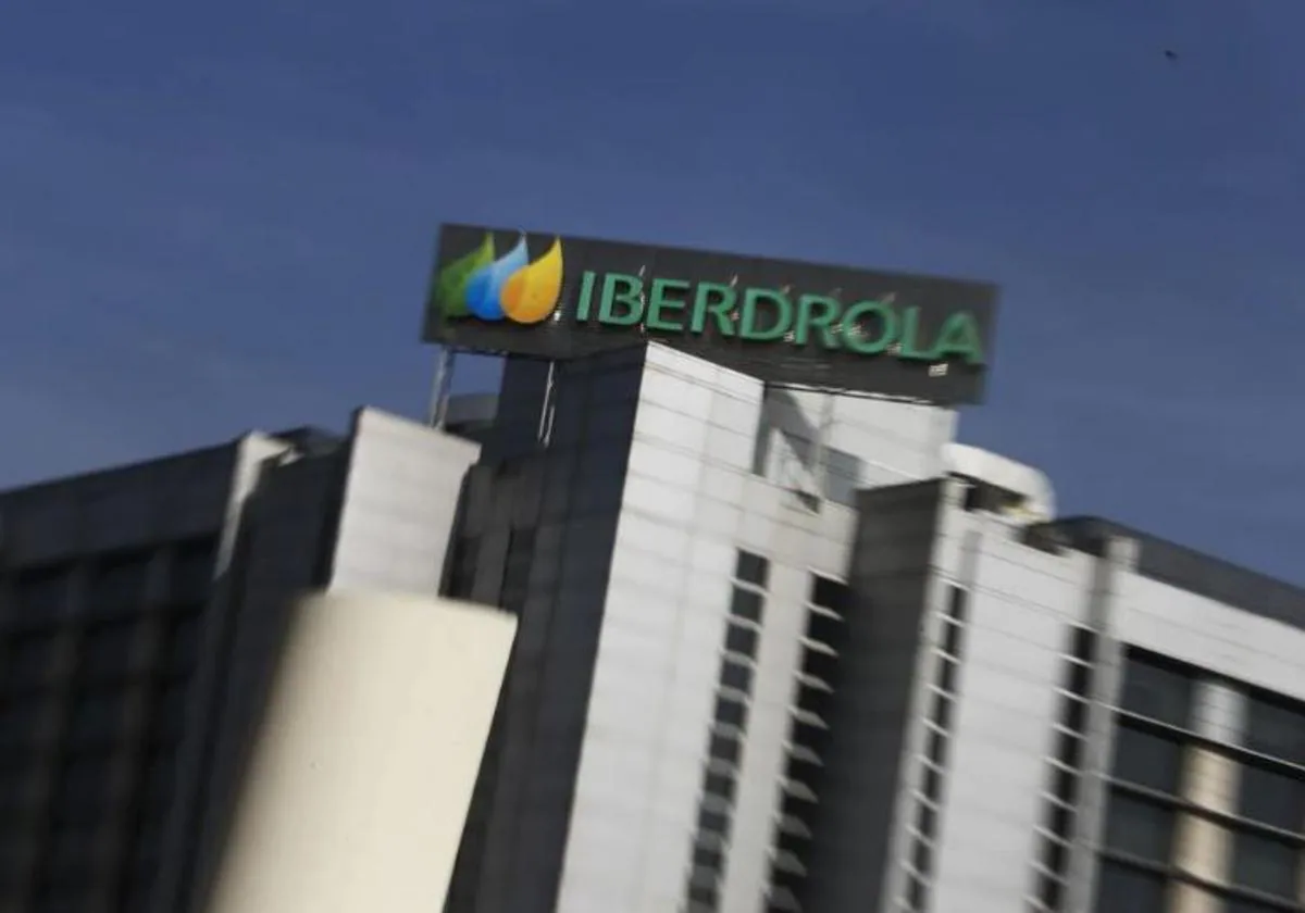 Una avería imprevista de Iberdrola afecta a los vecinos de dos barrios de Valencia 