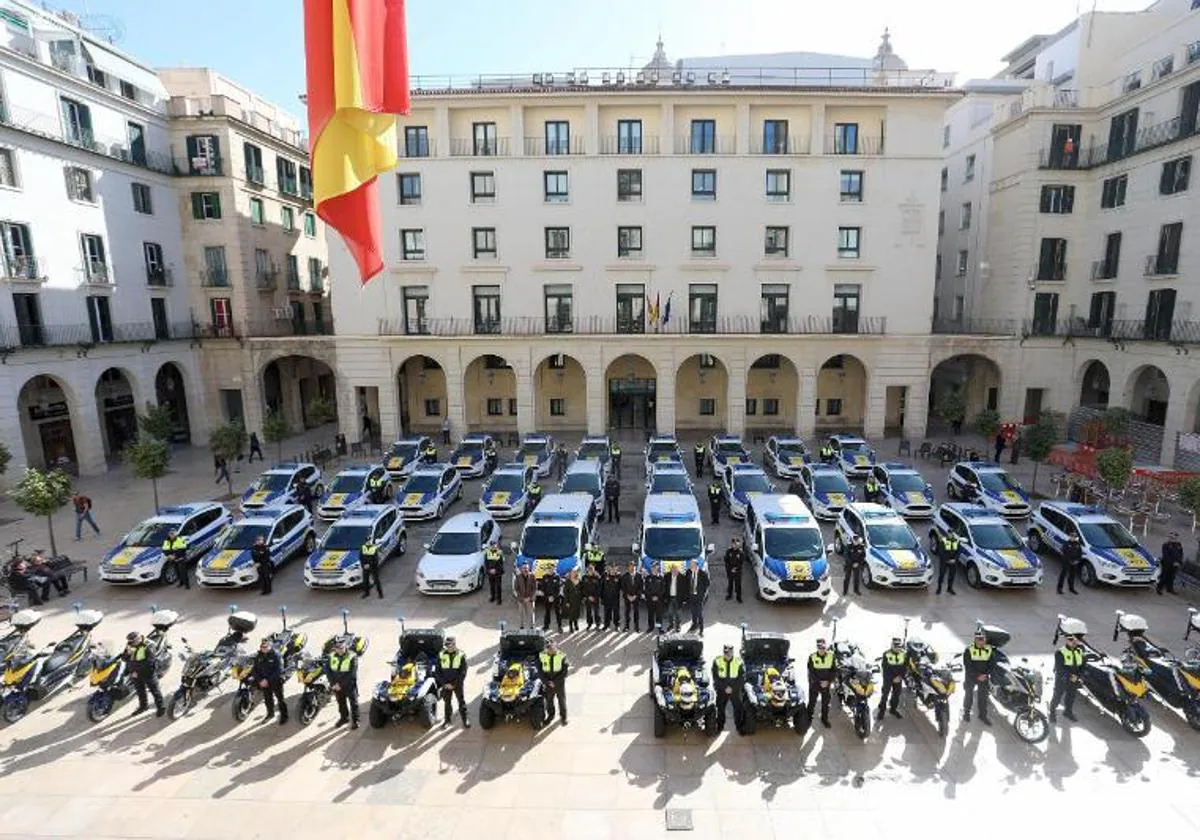 Alicante comprará 9 coches patrulla para la Policía Local por casi 400.000 euros 