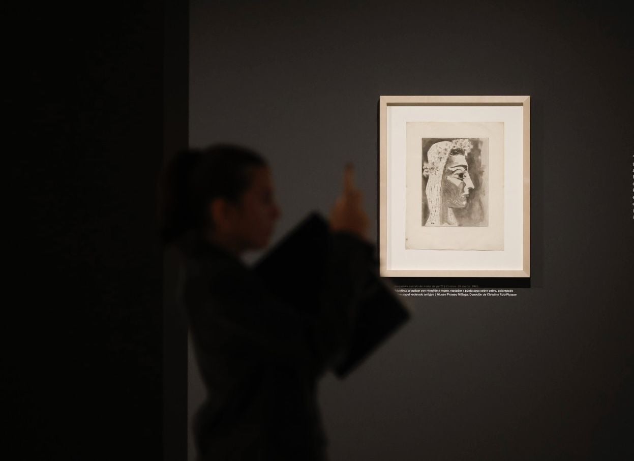 Picasso y su musa Jacqueline toman Valencia