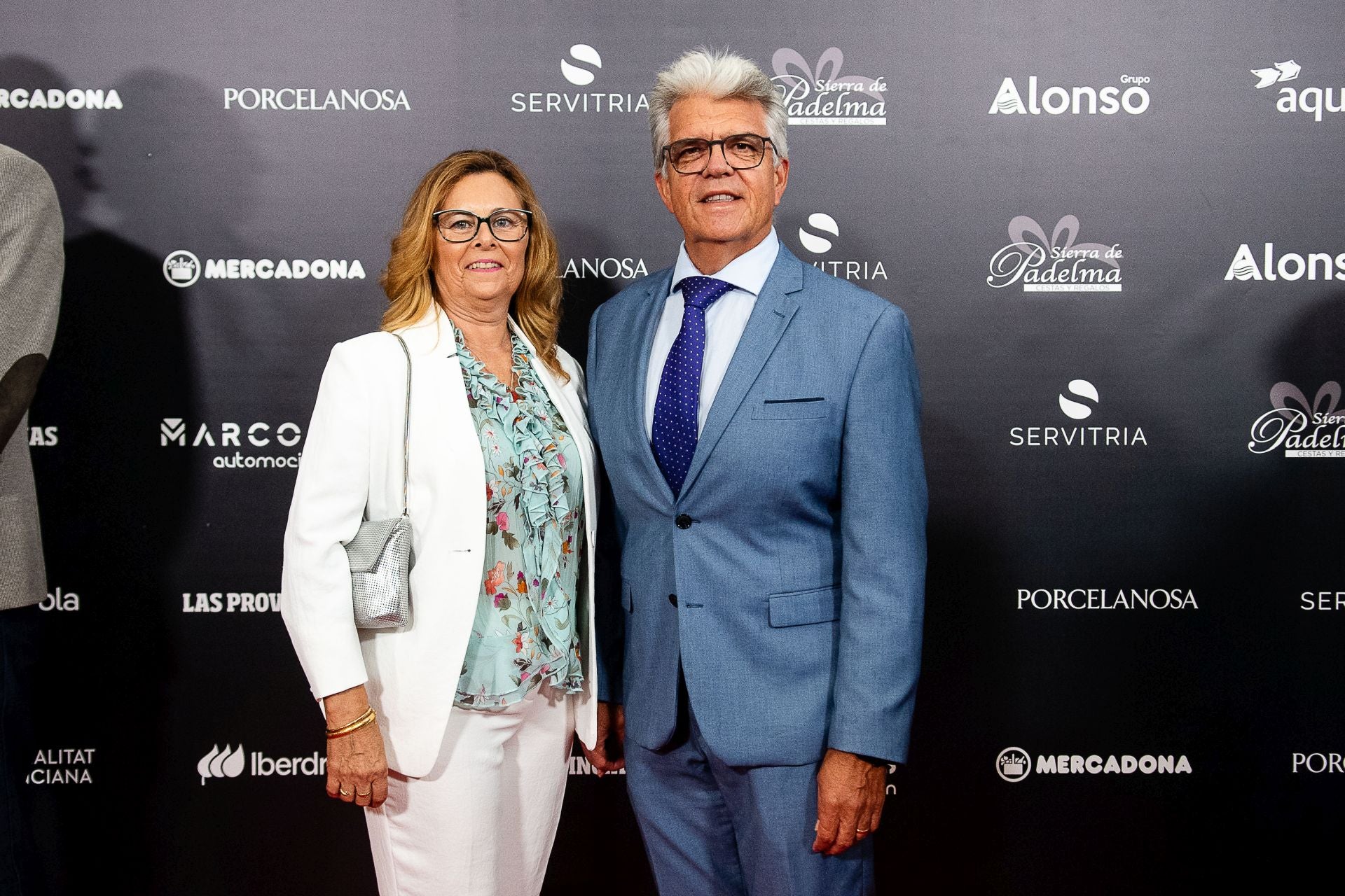 José J. Reus, alcalde de Llíber y presidente de Bodegas Xaló, y Virtudes Signes.