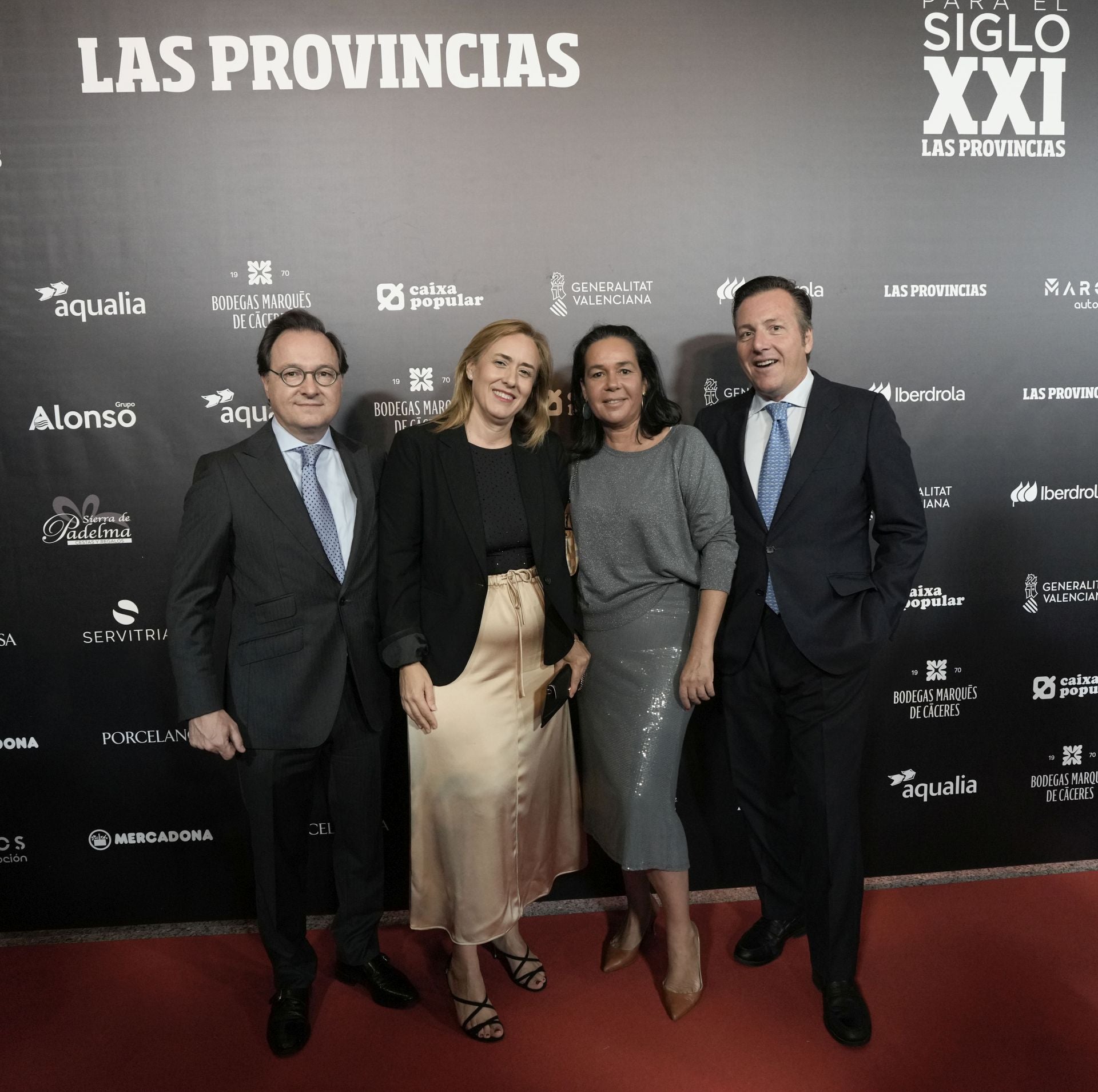 Por parte de Creand, Sergio Montesinos, Beatriz Carbonell, José Samper e Inma Rein.