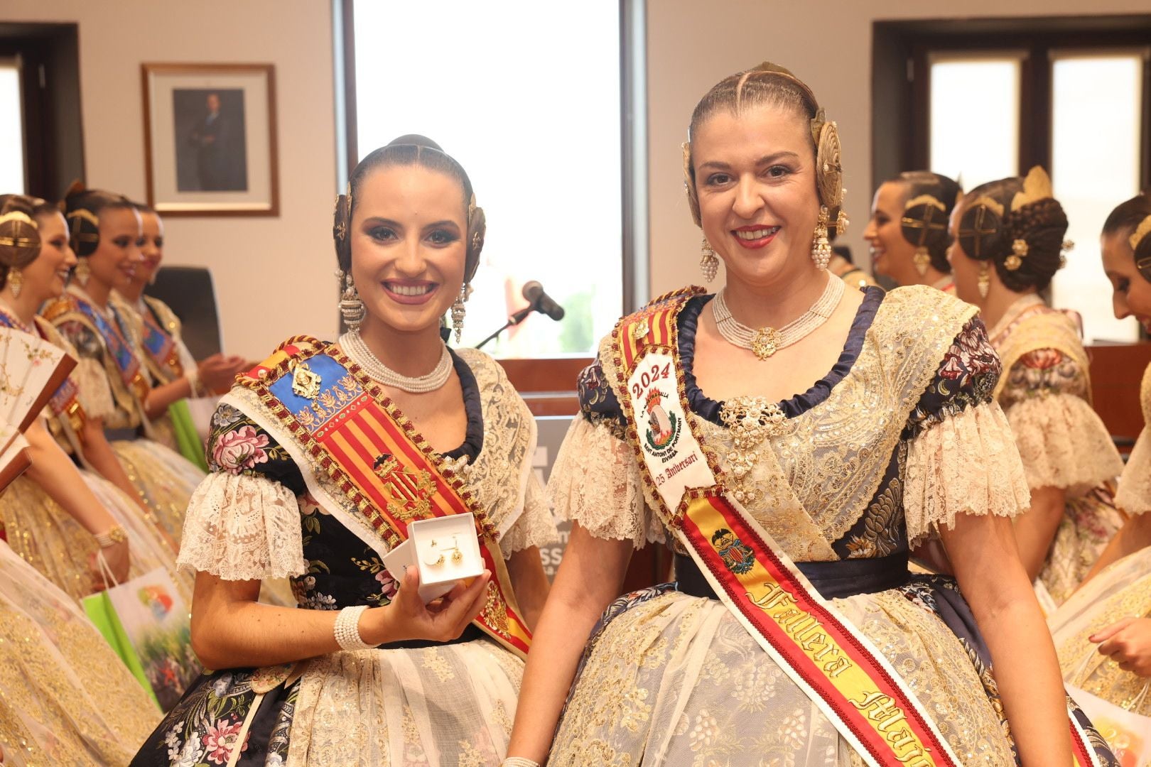 Las candidatas a Fallera Mayor de Valencia visitan Ibiza