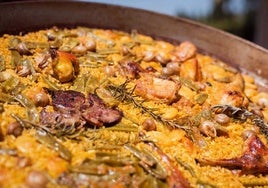 Una paella valenciana en una imagen de archivo.