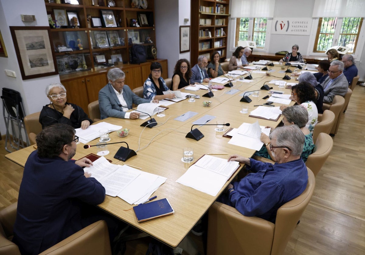 El pleno del pasado lunes del Consell Valencià de Cultura.