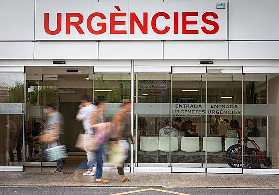 Entrada de Urgencias del Hospital Clínico de Valencia.