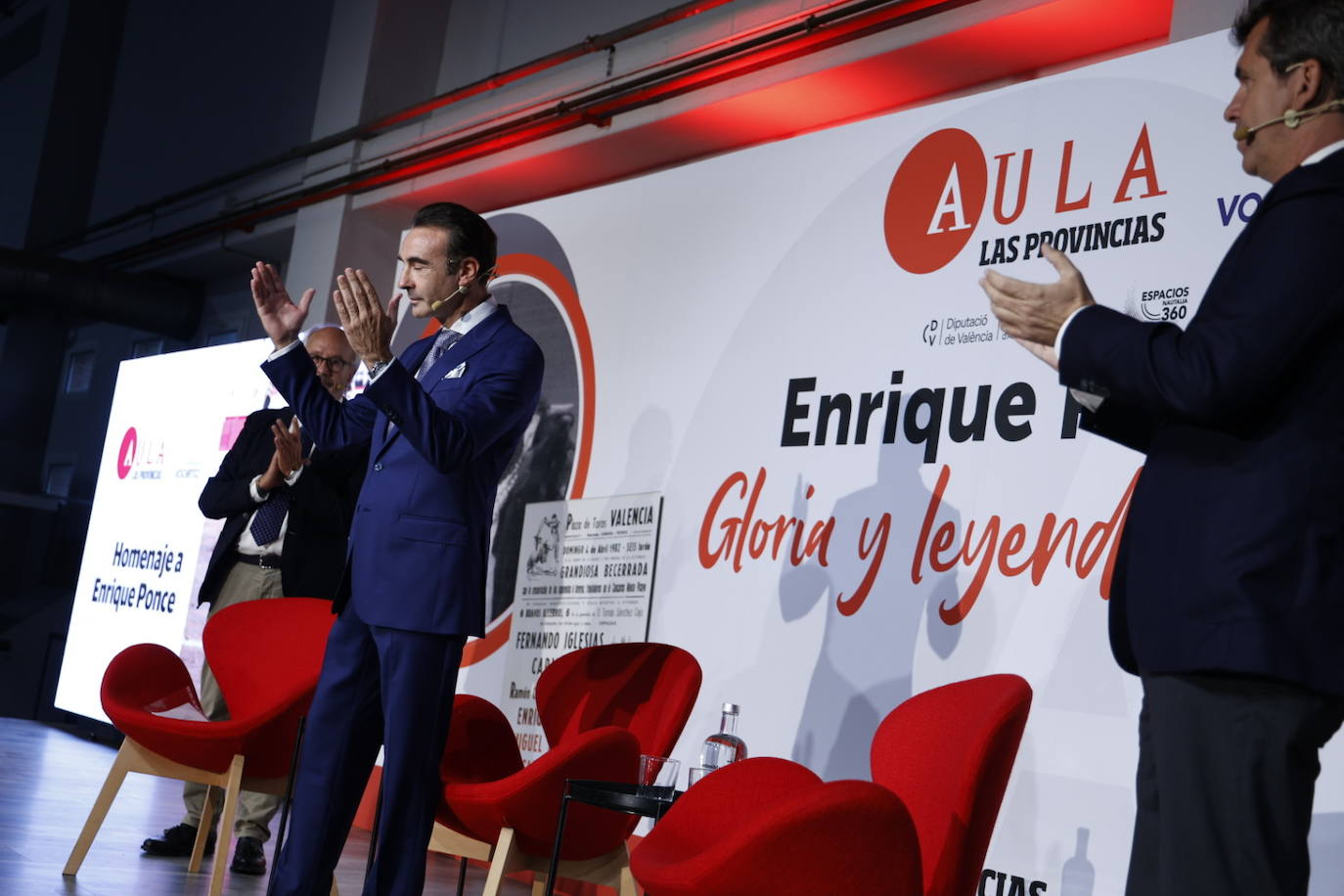 Todas las imágenes del homenaje a Enrique Ponce en Aula LAS PROVINCIAS