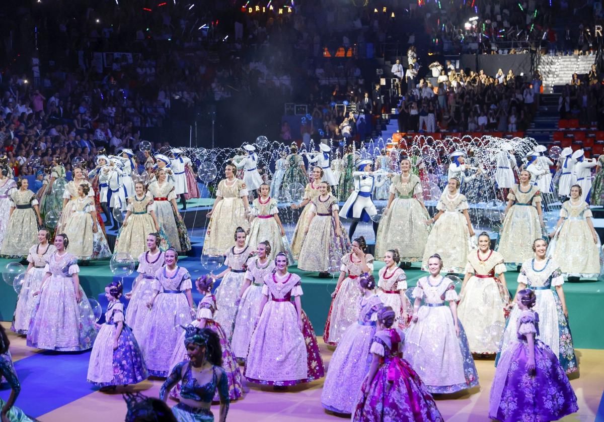 DIRECTO | Gala de elección de las candidatas a falleras mayores de Valencia 2025